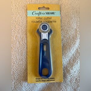 Crafters square roller cutter